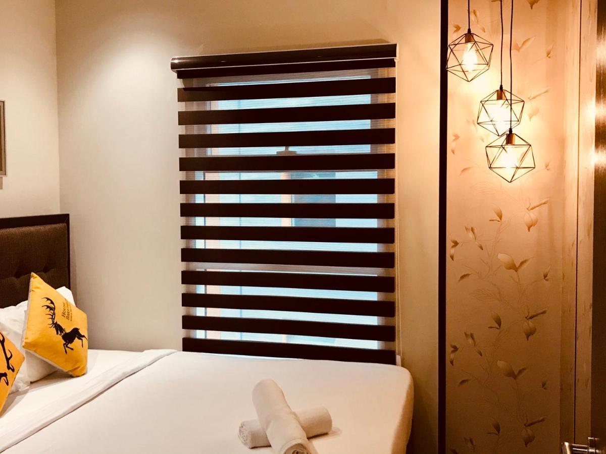 Sky Suites Klcc By Luna 쿠알라룸푸르 외부 사진