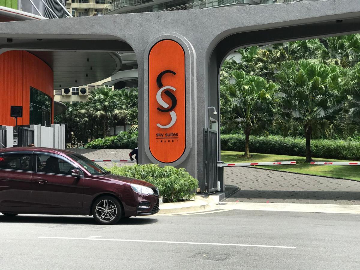 Sky Suites Klcc By Luna 쿠알라룸푸르 외부 사진