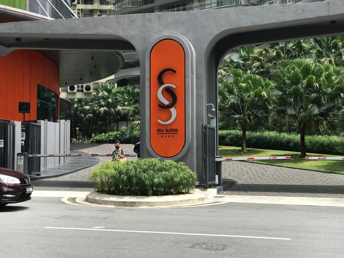 Sky Suites Klcc By Luna 쿠알라룸푸르 외부 사진