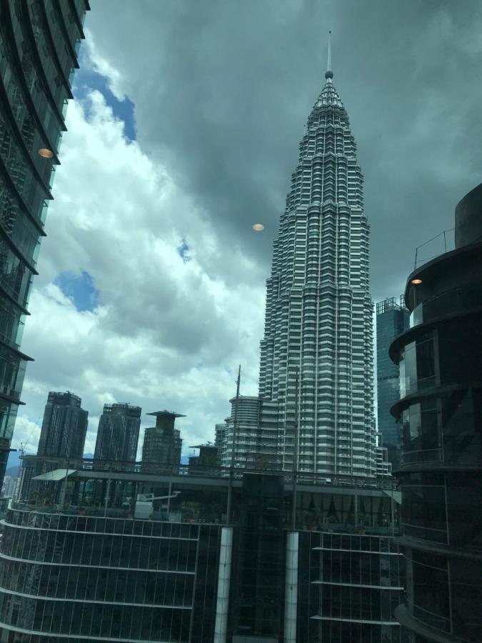 Sky Suites Klcc By Luna 쿠알라룸푸르 외부 사진