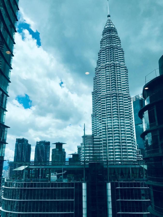 Sky Suites Klcc By Luna 쿠알라룸푸르 외부 사진