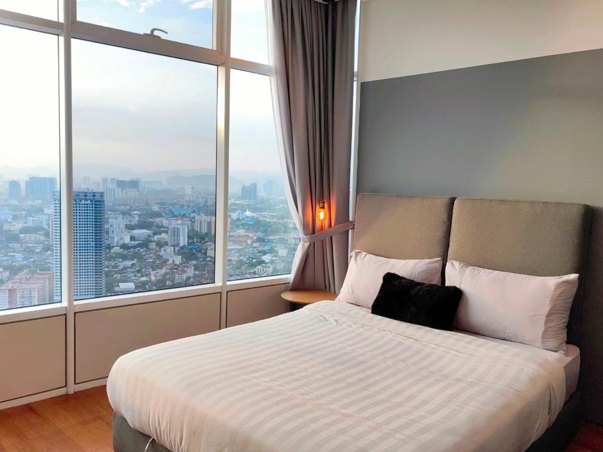 Sky Suites Klcc By Luna 쿠알라룸푸르 외부 사진