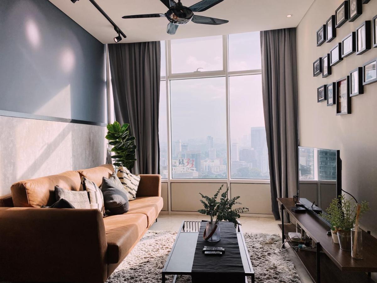 Sky Suites Klcc By Luna 쿠알라룸푸르 외부 사진