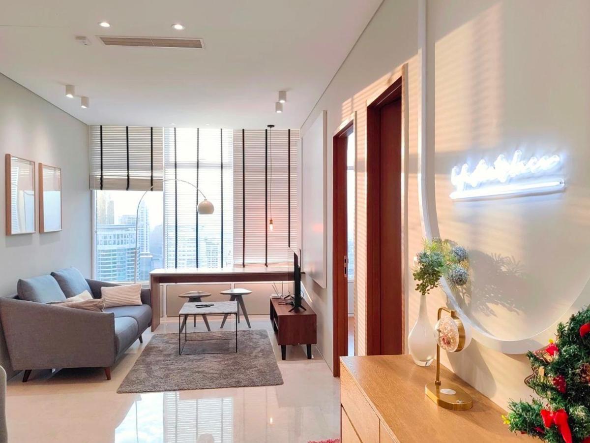 Sky Suites Klcc By Luna 쿠알라룸푸르 외부 사진